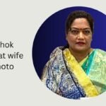 ashok kharat wife photo
